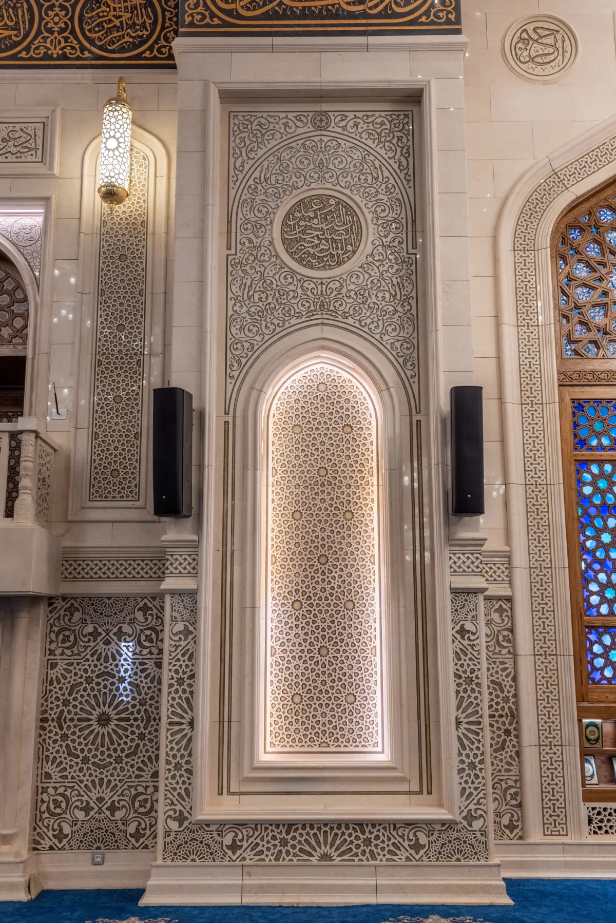 Al Aziz Al Hakim Mosque — main